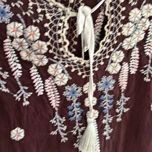 Johnny Was burgundy embroidered blouse BoHo chic Size m￼ - Picture 5 of 6